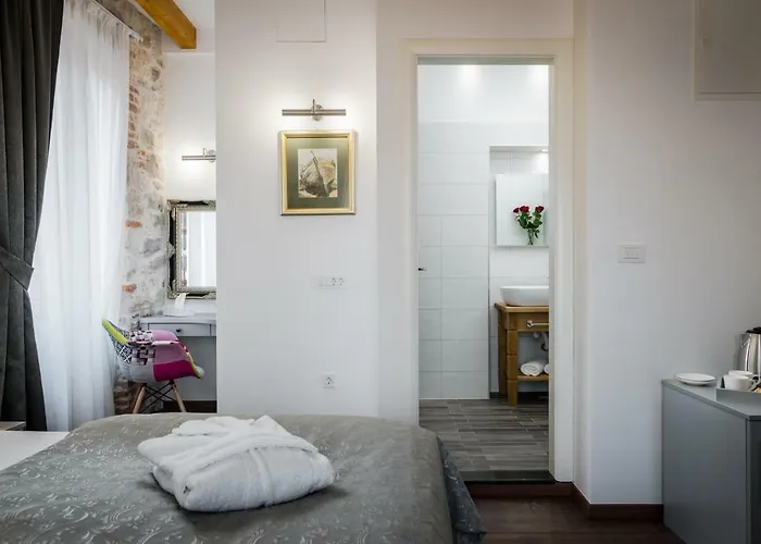 Id Regal Bed & Breakfast 4*