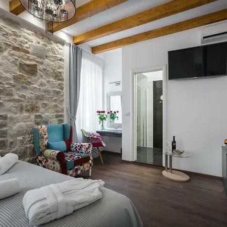Id Regal Bed & Breakfast 4*